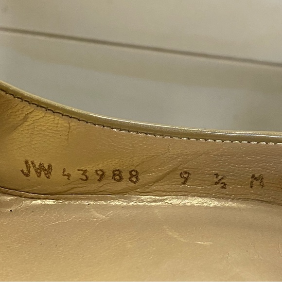 Stuart Weitzman Peep Toe Heels Patent Leather Women's Size 9.5 Shoes M Gold - Picture 9 of 10